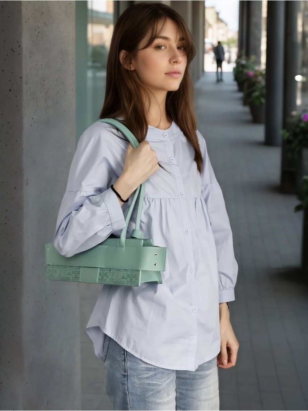 3. NEW Mint Green Leather Tote Bag - Picture 2 of 10